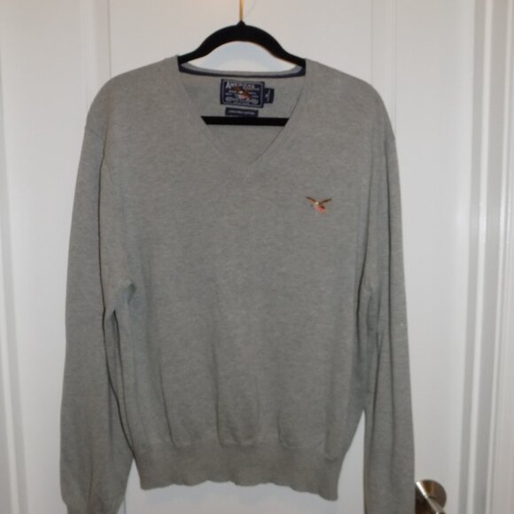 AMERICAN LIVING XL Gray Cotton V-neck Sweater Embroidered Eagle USA Flag - Picture 2 of 5